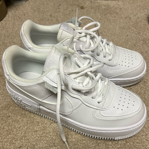 Air Force 1 - Picture 3 of 3